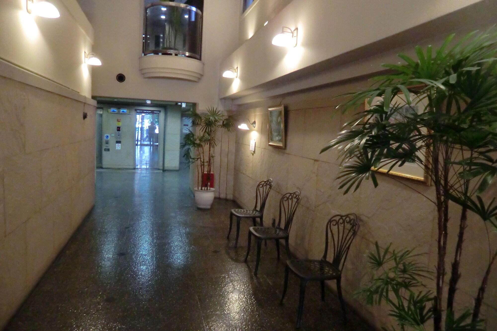Azu Garden Nippombashi Hotel Osaka Bagian luar foto