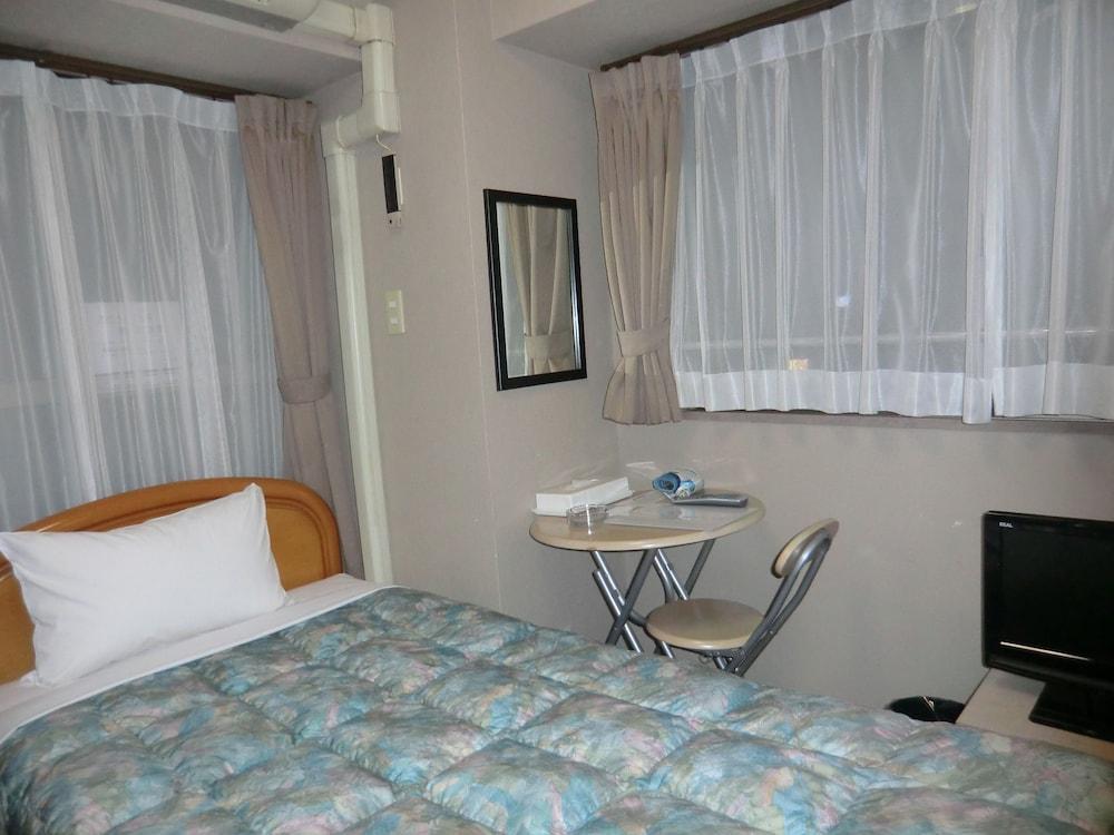 Azu Garden Nippombashi Hotel Osaka Bagian luar foto