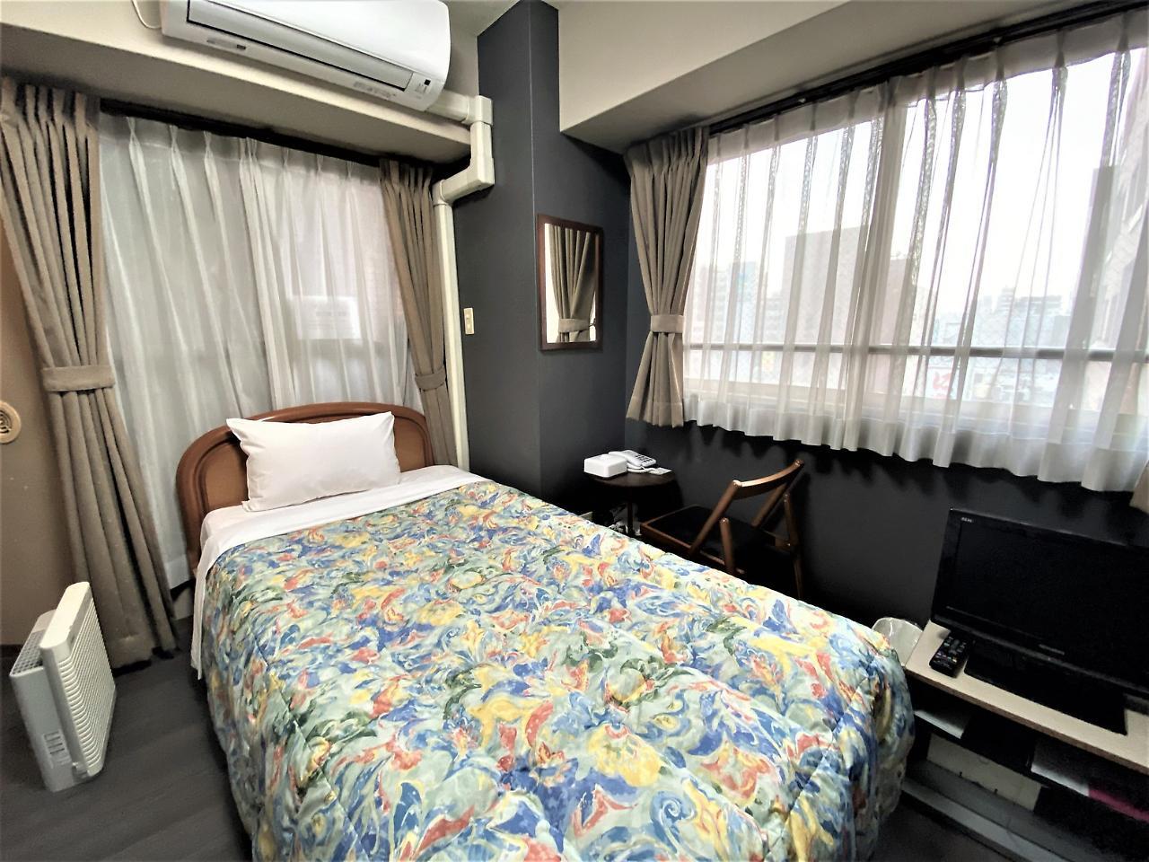 Azu Garden Nippombashi Hotel Osaka Bagian luar foto